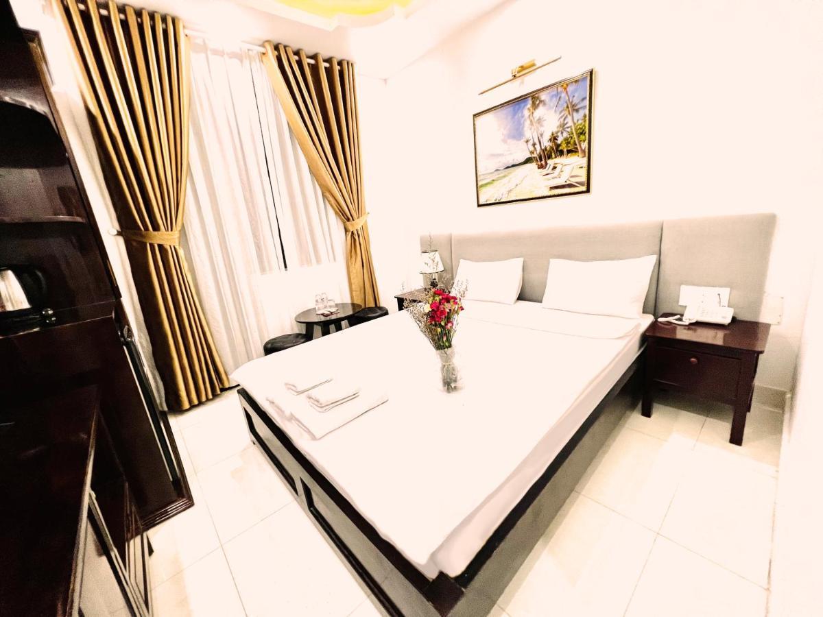 Duong Dong Hotel ภายนอก รูปภาพ