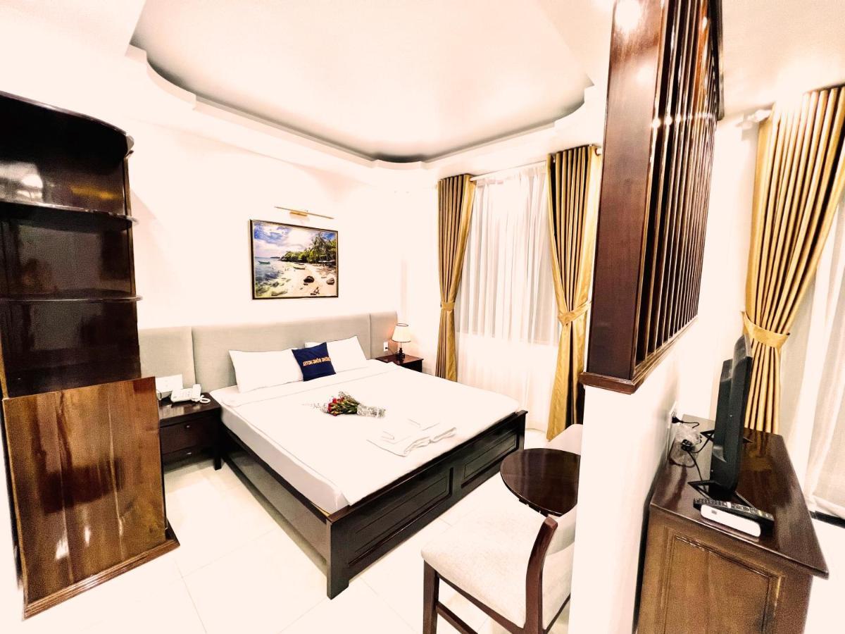 Duong Dong Hotel ภายนอก รูปภาพ